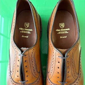 Allen Edmonds Strand walnut Oxford Shoes